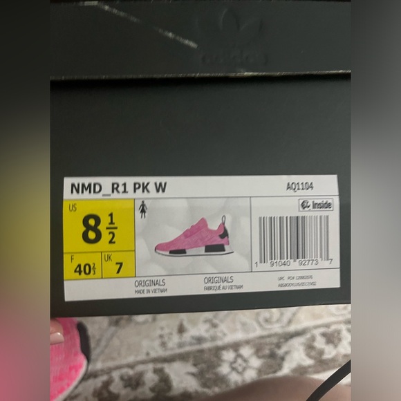WMNS NMD_R1 PRIMEKNIT 'SOLAR PINK' - Picture 3 of 4